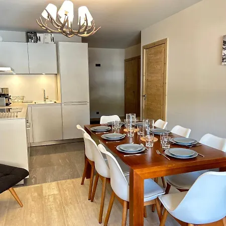 Standing Au Centre Des Gets, Pied Des Pistes, 6/8 Couchages, Terrasse, Services Inclus - Fr-1-623-89 *