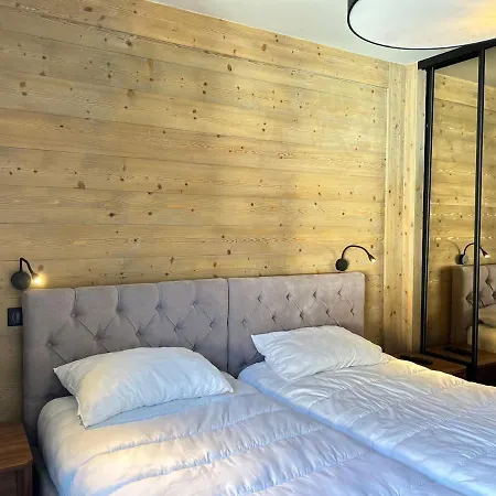 Standing Au Centre Des Gets, Pied Des Pistes, 6/8 Couchages, Terrasse, Services Inclus - Fr-1-623-89 Apartment